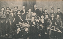 Prvi dijaki kočevske gimnazije ob koncu šolskega leta 1872/73 (Jubiläums-Festbuch der Gottscheer 600-Jahrfeier, 1930: 136)