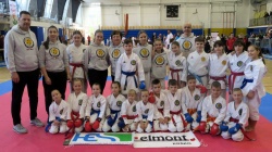 Ekipa karate kluba Brežice s trenerji
