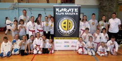 Osem zmag in prvo mesto v skupnem seštevku za Karate klub Brežice na prvi državno pokalni tekmi 