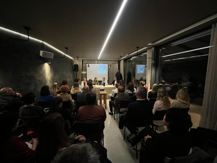 Podjetniška kavarna v Novem mestu: Navdihujoče zgodbe, lekcije in skrivnosti uspešnih